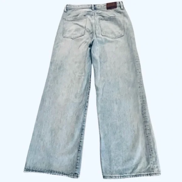 ARITZIA DENIM FORUM -THE FARRAH HIGH RISE WIDE LEG JEAN. Size: 29 - Picture 8 of 12